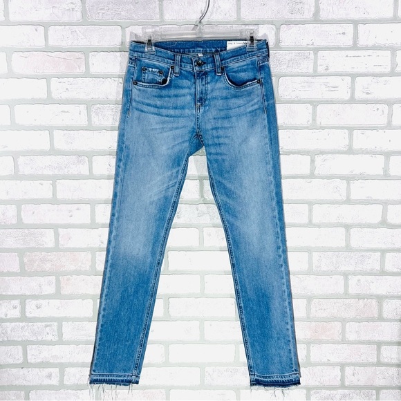 Rag & Bone Dre Boyfriend Jeans in Freemont Wash Size 25 - Picture 3 of 10